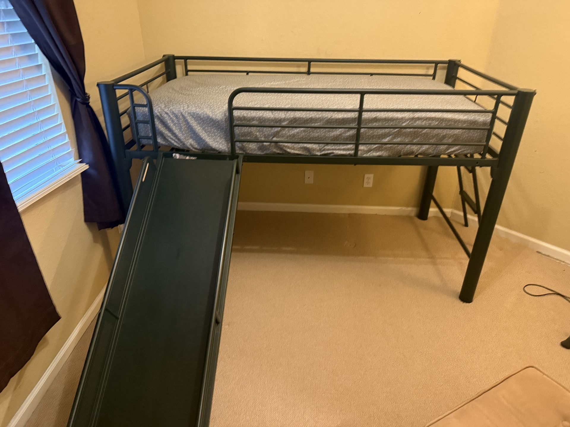 Twin Bunk Bed With Mattress