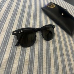 Raybans Wayfarer Style