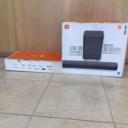 JBL - BAR 500 5.1ch Soundbar with Multibeam and Dolby Atmos - Black