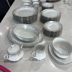 Pick Up Friendswood Read Description China Set Notitake 