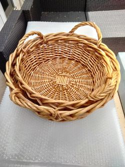 2 TRAY BASKETS