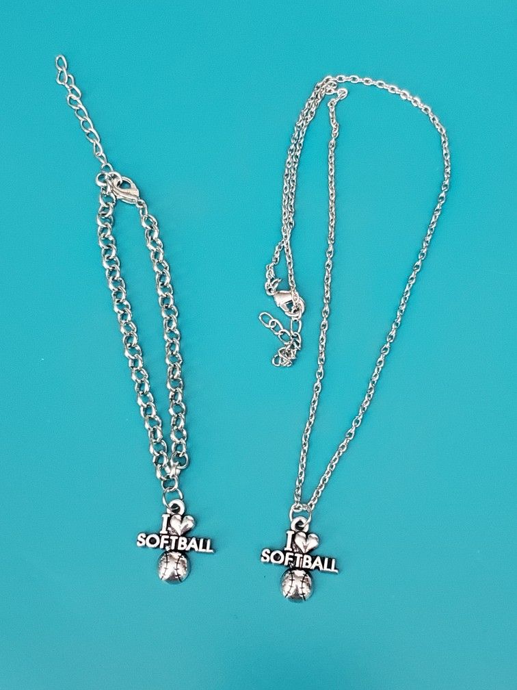 I Love Softball Necklace And Bracelet Set