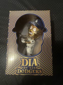 LA Dodgers Dia De Los Muertos Sugar Skull Gold White Bobblehead 