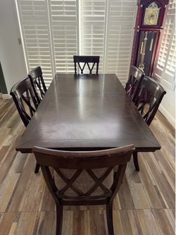 Ashley Furniture Brossling Rectangular Dining Room Extension Table 6 to 8 chairs