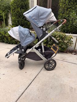 Uppababy vista double stroller with kickstand and bassinet