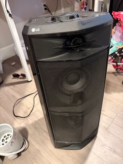 LG XBOOM FJ5