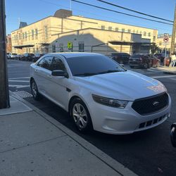 2014 Ford Taurus