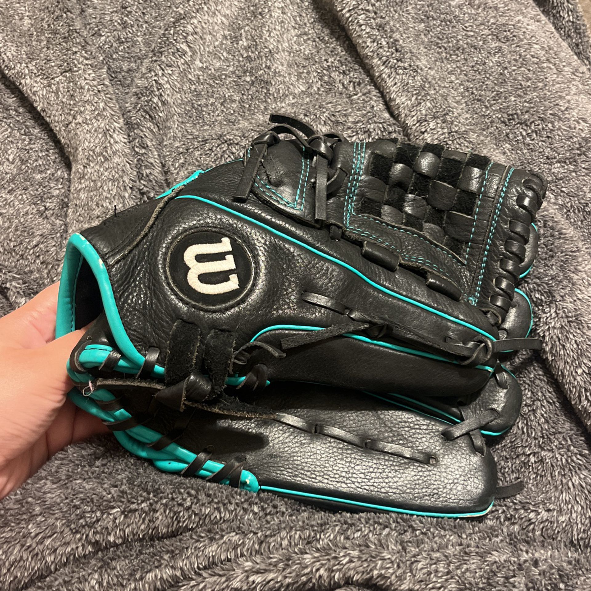Wilson softball glove 