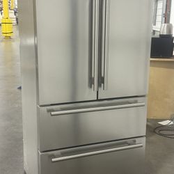 Bottom Freezer Refrigerator 