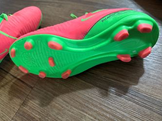 Soccer cleats !