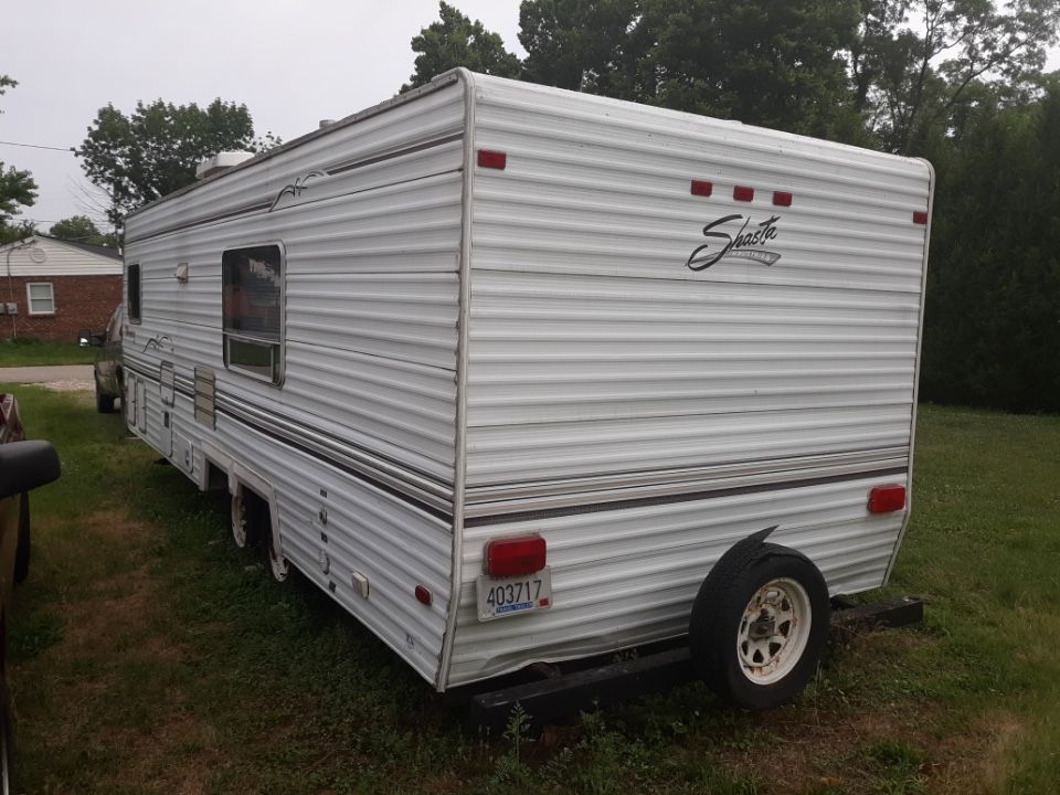 1999 28ft Shasta Bumper pull camper for Sale in Burlington, KY OfferUp
