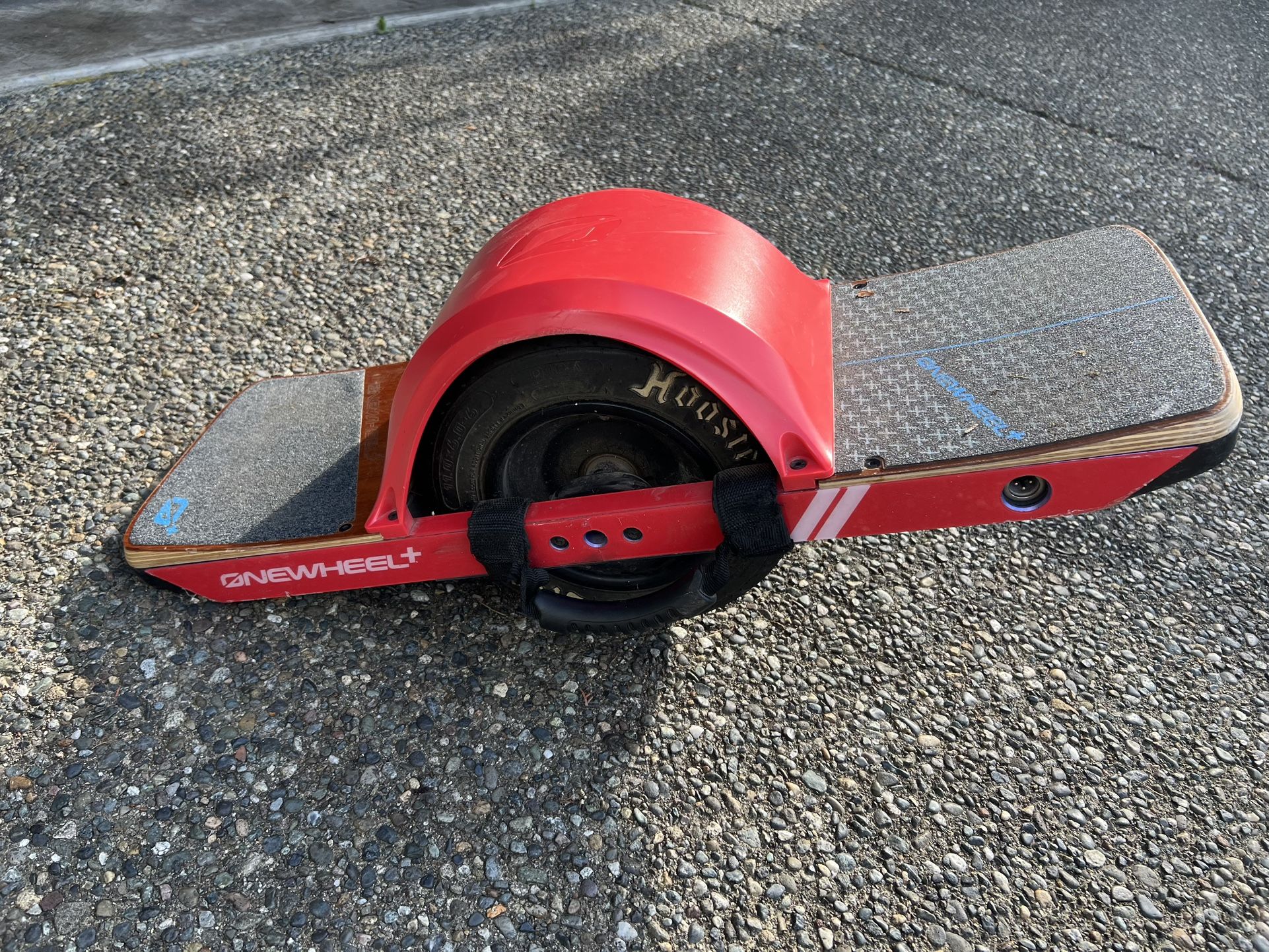 Onewheel+ with Off-Road Tire and Handle