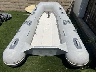 2019 Achilles HB-315LX Inflatable Boat – Excellent Condition