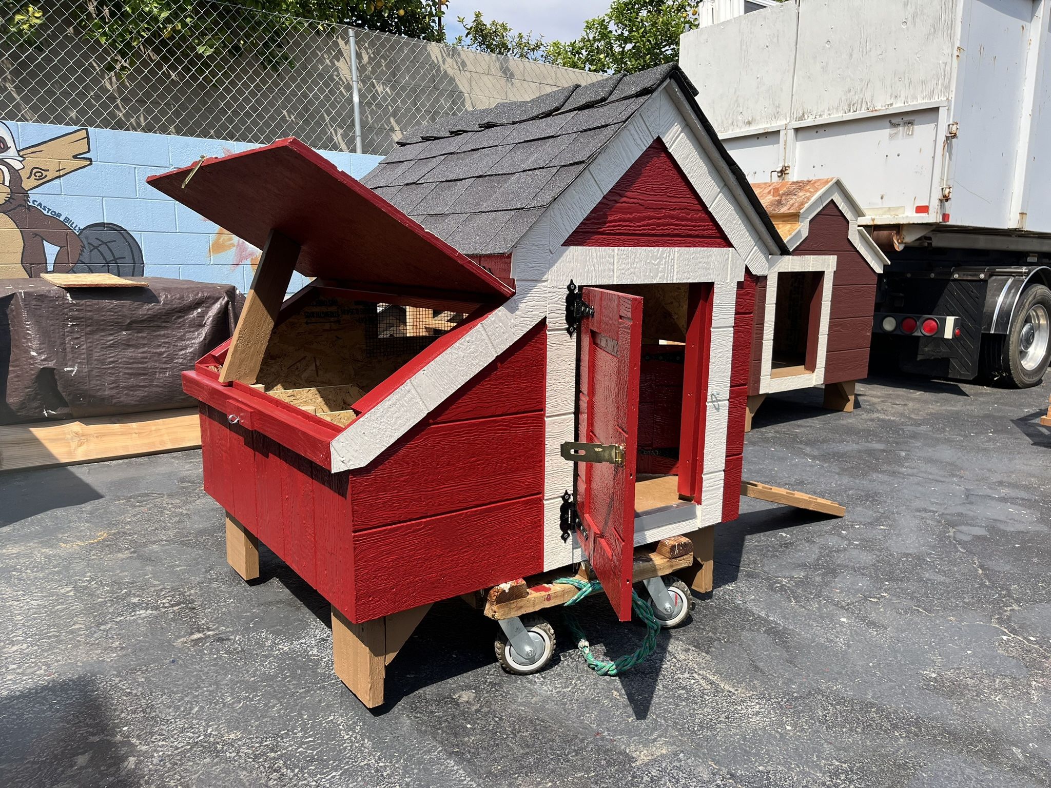 Chicken Coop With Delivery