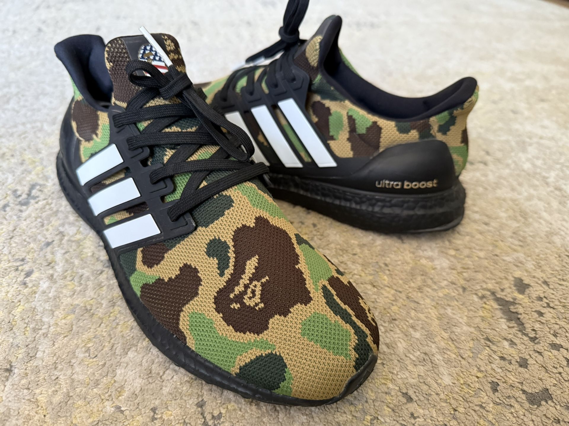 Authentic Adidas Boost 4.0 Bathing Ape Men’s Size 11 Limited, Not Yeezy, Slides, 350, Travis Scott, Kobe, Jordan, Supreme, Union 