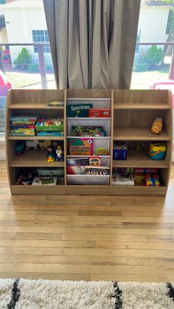 Book shelf
