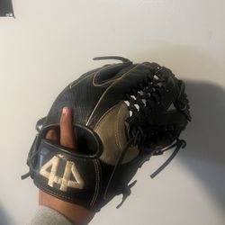 44 Pro Custom Glove