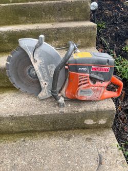 Concrete saw