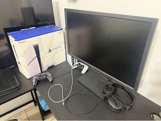 PS5 with screen like new