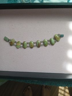 Cabochon panel bracelet