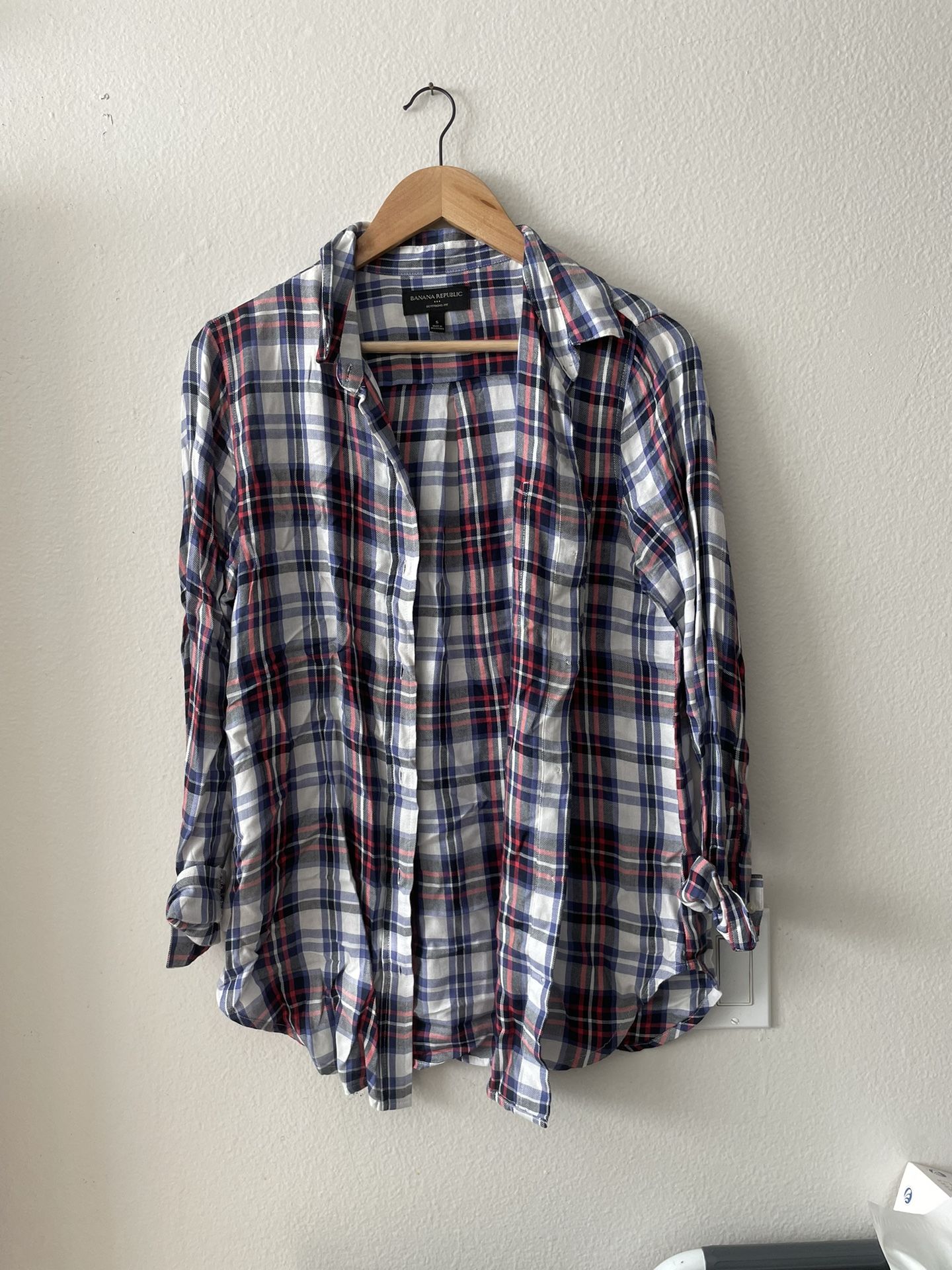 Banana Republic blouse. S