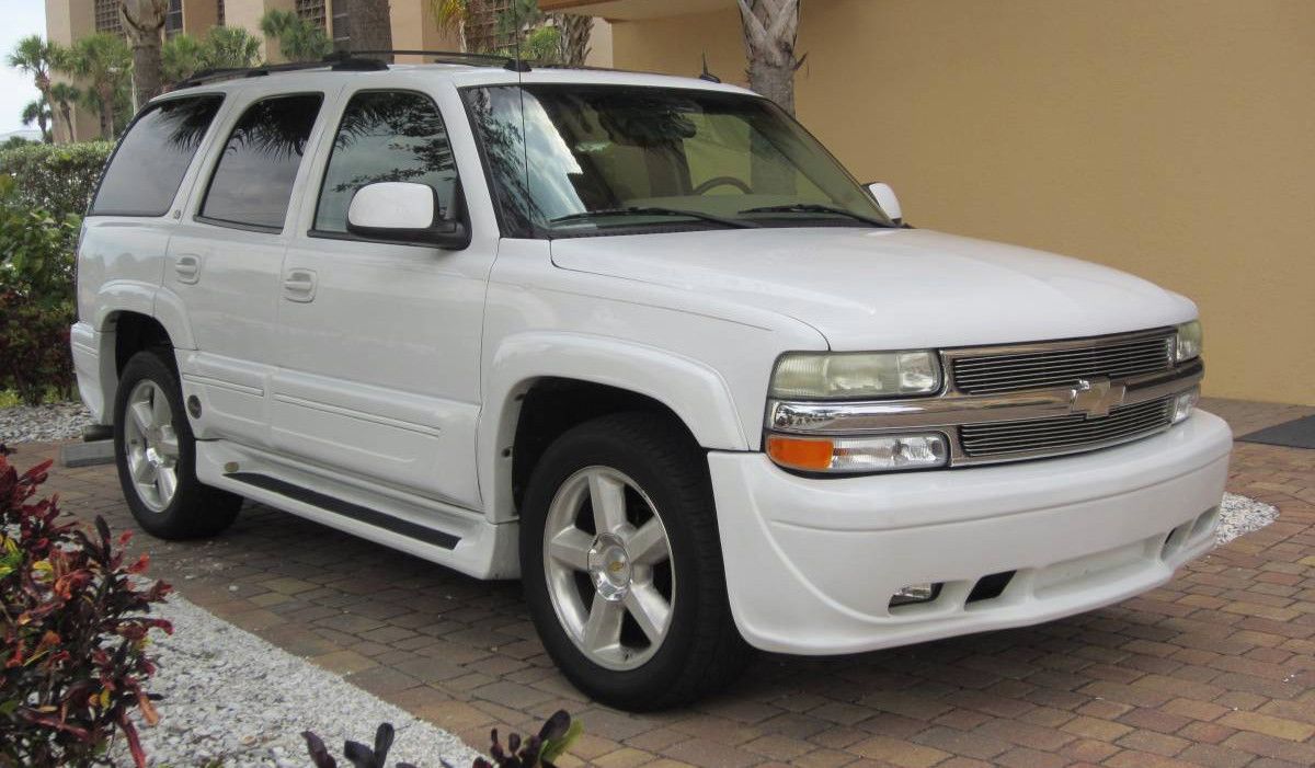 $1000 Vehicle Runs Well 2003 Chevrolet Tahoe Automatic , stability