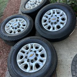 Chevy Silverado 2011 Para Arriba 2500 Y 3500 Rims Tires 