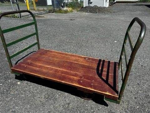 Stockroom Cart