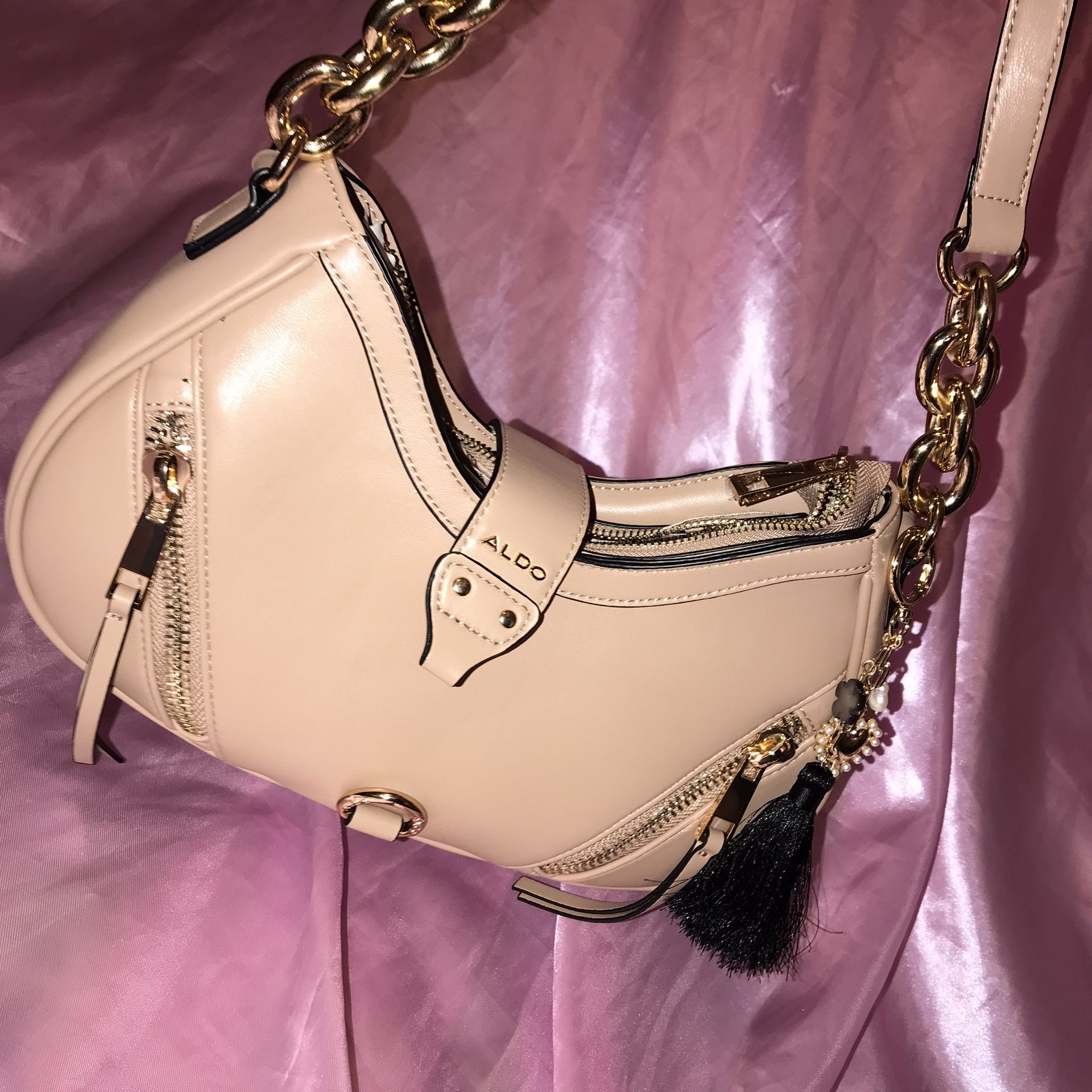 ALDO Camel brown shoulder bag w/ LUNA NORTE fresh water pearl keychain!