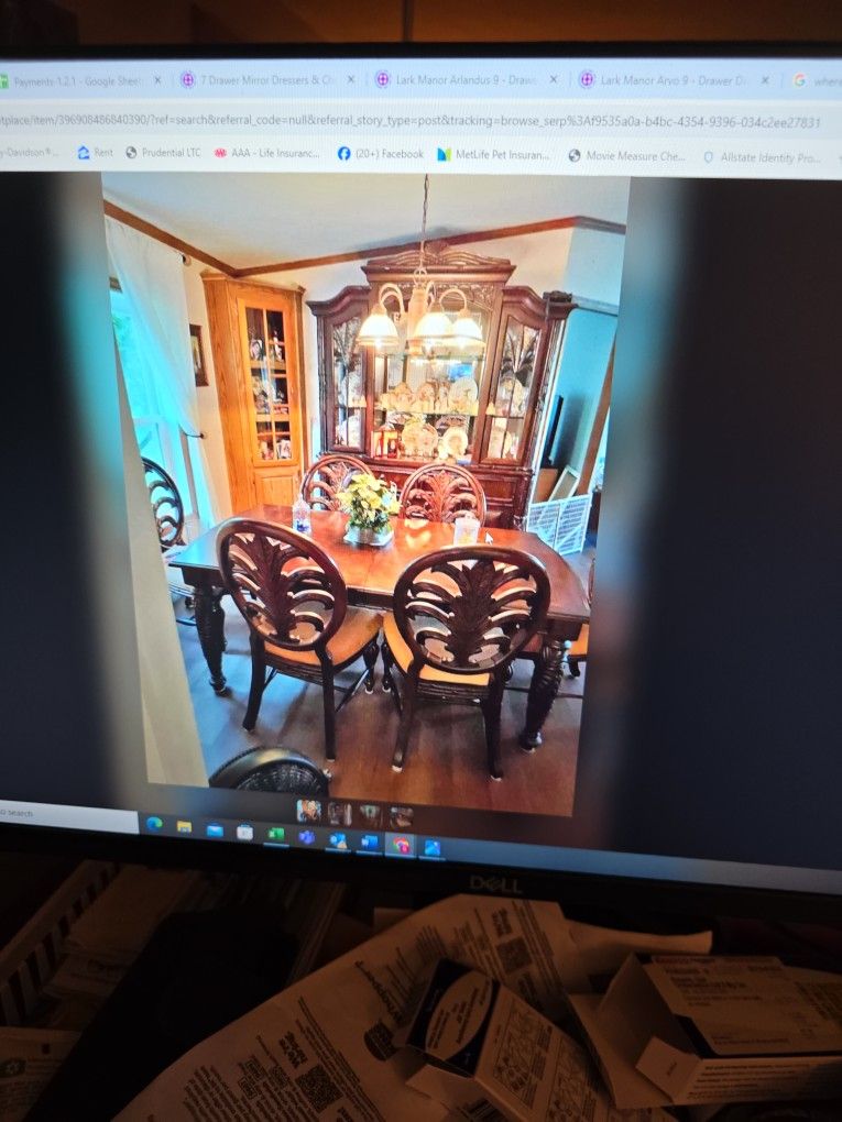 American Signature - Beautiful Tommy Bahama Dining Room Set - West Indies Collection