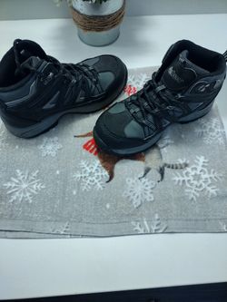 Denali Waterproof Boots Size 1 Boys