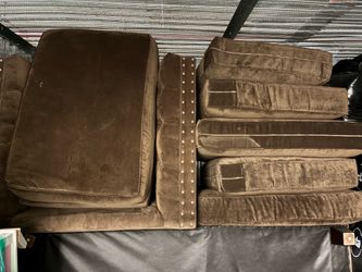 Complete Living Room Set-500 OBO