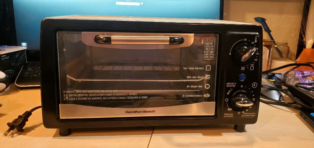 Brand New Hamilton Beach Toaster Oven