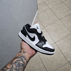Jordan 1 Low Black White 