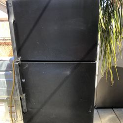 Refrigerator General Electric 