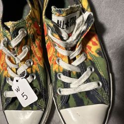 Converse  Women's 5 Men's 3.  67th Ave And Peoria. $16