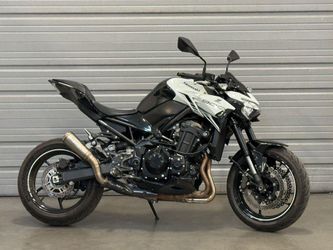 2022 Kawasaki Z900 ABS