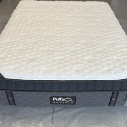Puffy, Puffy Monarch Mattress, Queen Mattress , Like New
