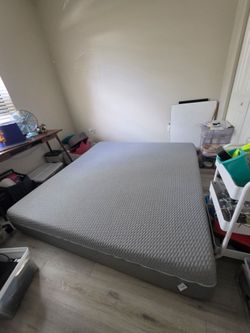King mattress too large for bedroom must sell