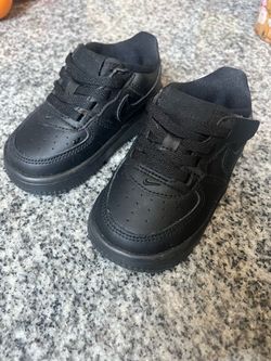 Baby Air force 1s in black