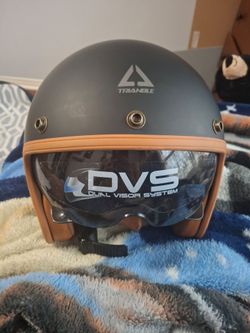 Triangle DVS Helmet