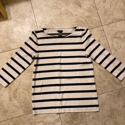 EUC Ann Taylor Top Size SP