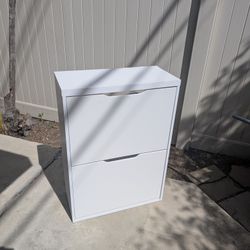 Shoe/Toy Storage Cabinet