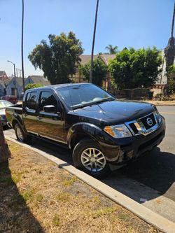 2018 nissan frontier sv clean title