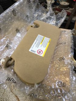 Sun visors GM does it look like what you need oem new gm part