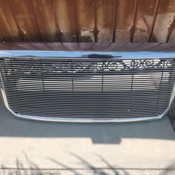 GMC Sierra 2500 Grill