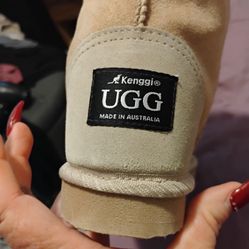 Ugg Boots Size 7 In Women 