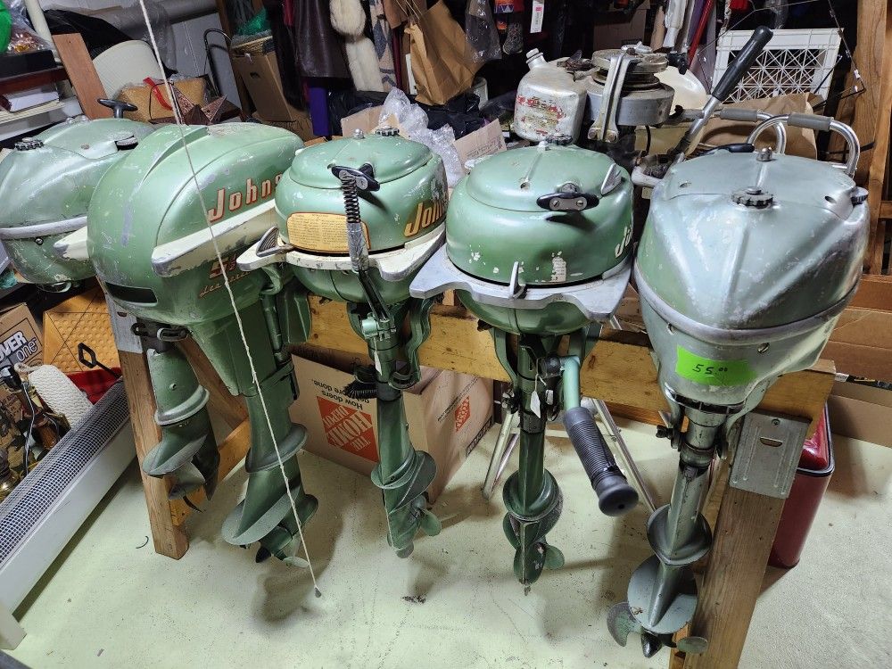 ANTIQUE OUTBOARD MOTORS