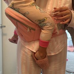 Pink AGUDAN baby Carrier 