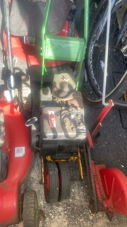 Push Lawn Mower with Briggs & Stratton Engine